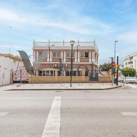 Ayz Elcano - Auto Check-in Málaga