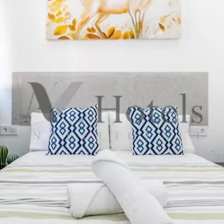 Ayz Elcano - Auto Check-in Guest house Malaga