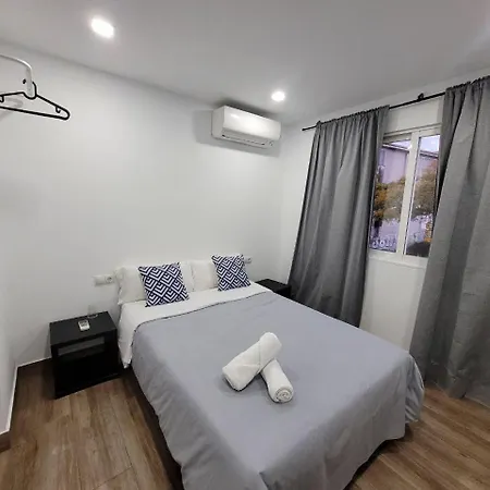 Ayz Elcano - Auto Check-in Guest house