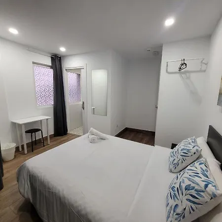 Hotel Ayz Elcano - Auto Check-in Málaga