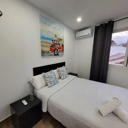 Ayz Elcano - Auto Check-in Hotel