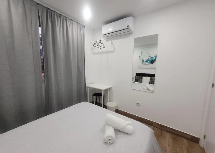 Ayz Elcano - Auto Check-in *