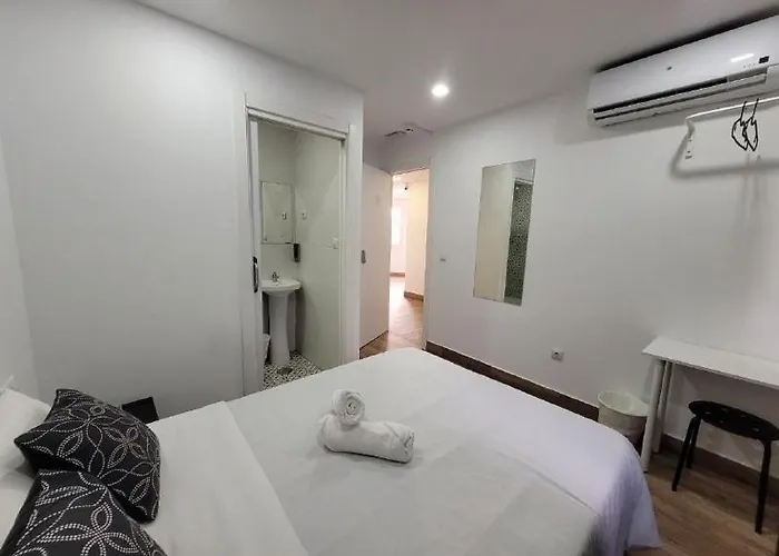 Ayz Elcano - Auto Check-in *