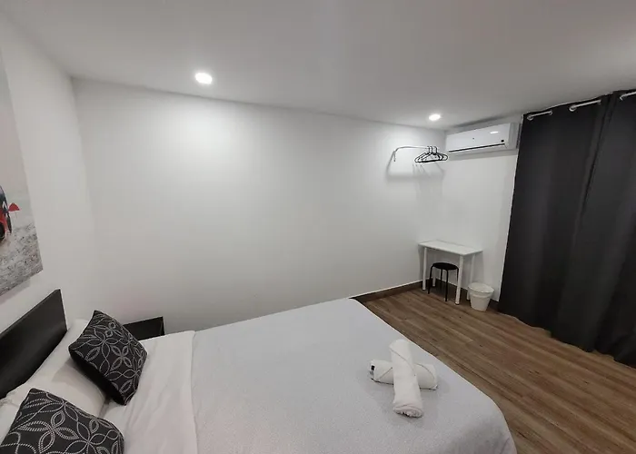 Hotel Ayz Elcano - Auto Check-in Málaga