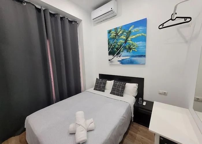 Ayz Elcano - Auto Check-in * Málaga